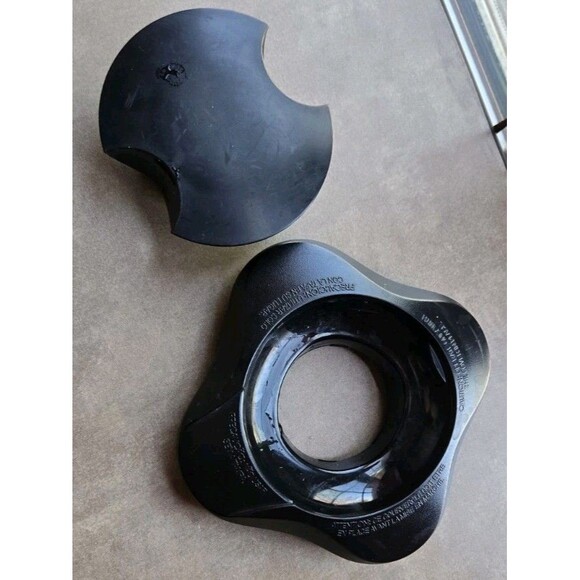 Oster 16 Speed Blender Original OEM Model #6812 Replacement Lid Cover Black - Picture 6 of 6